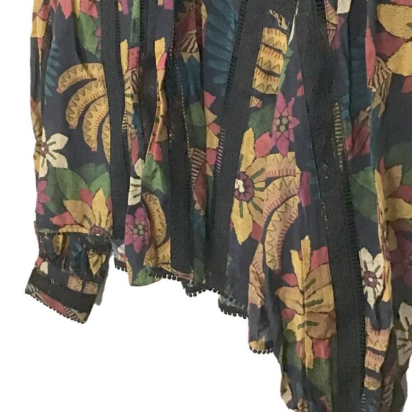 FARM RIO Macaw Ballet Blouse - Picture 8 of 15